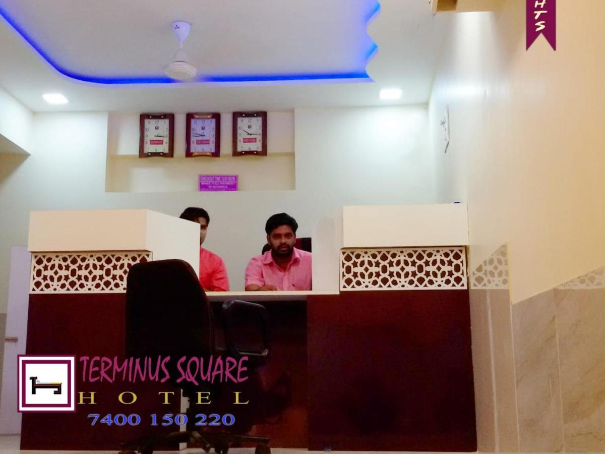 Готель Terminus Square Kurla Екстер'єр фото